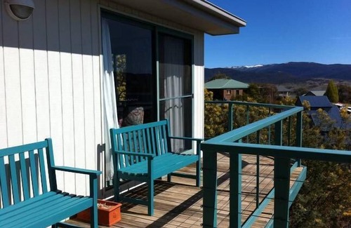 East Jindabyne House | NATURESCAPE HOLIDAY ACCOMMODATION