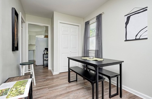 Indianapolis House | Naturista City Getaway - Indianapolis