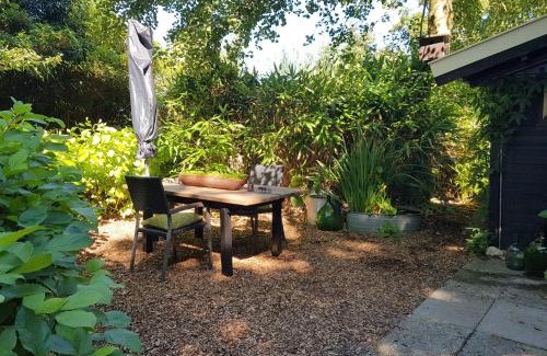 Kootstertille Bed & Breakfast | Natuurhuisje 't Poepekrus