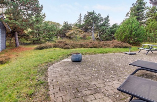 Sønderstrand House | "Nauka" - 2.3km from the sea by Interhome