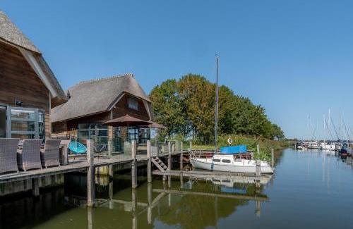 De Heen Resort | Nautic Rentals - Watervilla's Zuiderhoeve