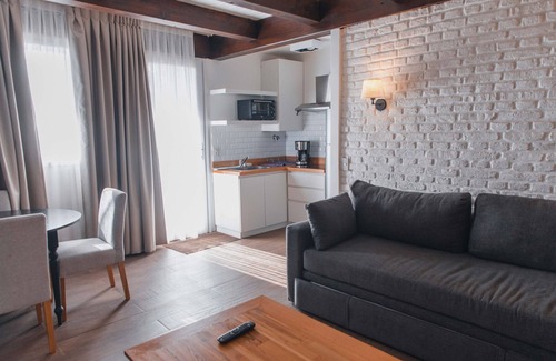 San Carlos de Bariloche Ski Chalet | Nautical House in Bariloche: on the shores of Lake Nahuel Huapi