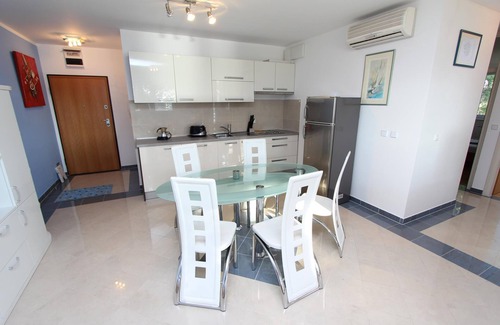 Novigrad Apartment | NAUTICA Two-Bedroom Apartment