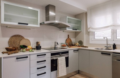Les Tres Torres Apartment | Nava - 3 bedrooms in Sant Gervasi