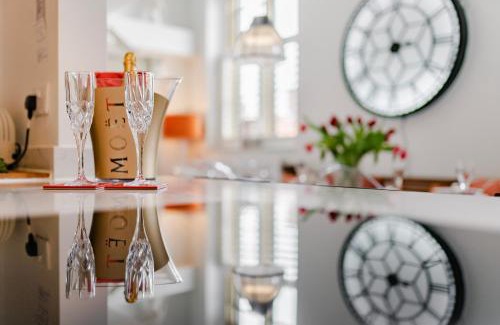 Fakenham House | Nave House - Norfolk Cottage Agency