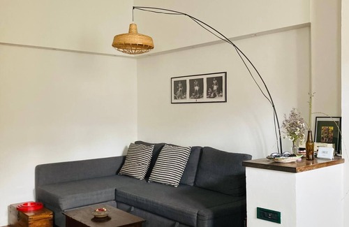 Porta Genova Apartment | Navigli Court - Central railing house