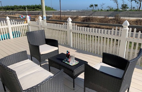 Asahi RV Rental | Navona Beach House Cottage with terrace overlook/Asahi City Chiba