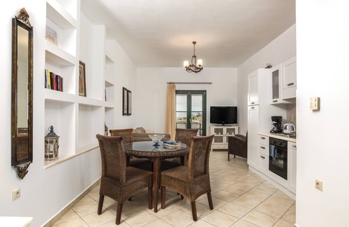 Agios Prokopios Villa | Naxos Relaxing Villa with jacuzzi for 6
