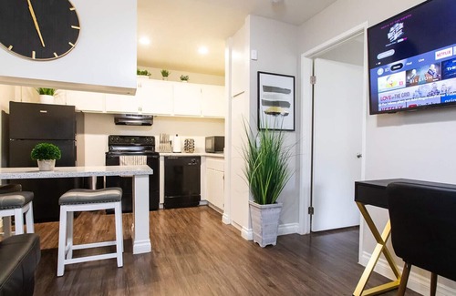Colton Apartment | Near ✸ Arrowhead Med Cent ✸ Loma Linda Univ./ H✸KP