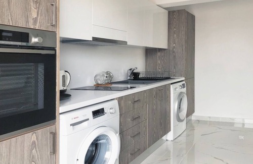 Neapolis Apartment | NEAR BEACH (!) 2BR URBAN APARTMENT NEAR THE CITY CENTRE