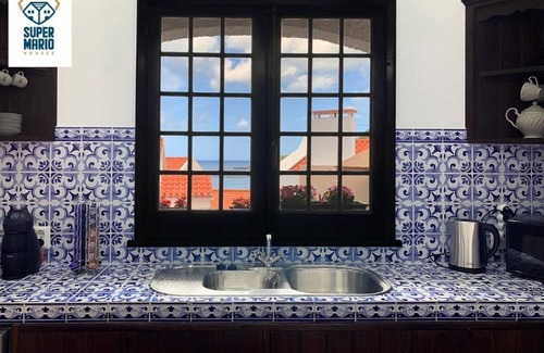 Ribeira Grande House | Near Beach House - Super Mario Houses
