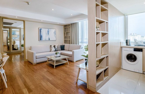 Huai Khwang Condo | Near BKK Hospital/2Br/Monthly