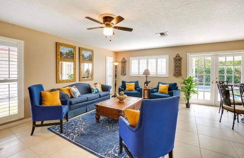 Palm Harbor House | Near Busch Gardens Sunny Florida Retreat with Pool!