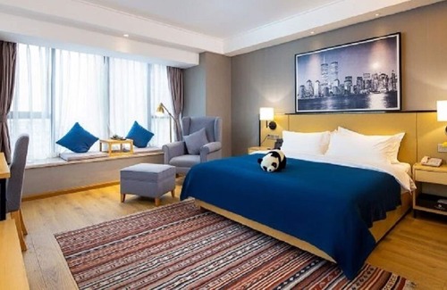 Chenghua House | Near Chunxi Road / eastern suburb memory / Jianshe Road / bed in northern Europe