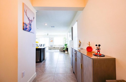 Four Corners House | Near Disney Deluxe Room A
