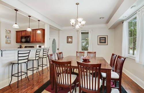 Arabi House | NEAR FRENCH QUARTER - 4 Bdrm Home - LOW RATES! - Safest Neighborhood.