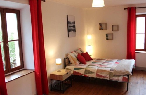 Tullins House | Near Grenoble: Large house with garden