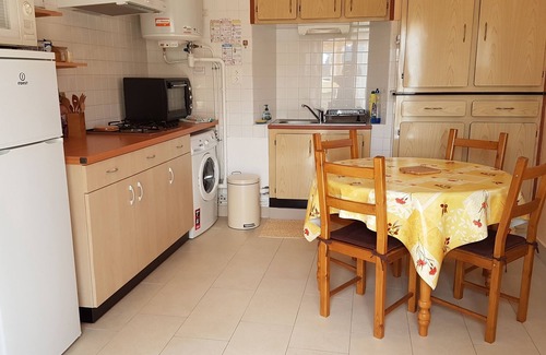 Moux-en-Morvan House | Near Lake Settons Park Morvan. Baby equipment