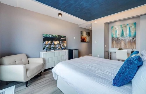 Port Morris Hotel | near Stadium Studio Q BR | Close to Stadium