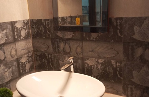Faizabad Villa | Near to Ram Mandir 1 km-Cozy Nook Stay with kitchen