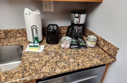 Southwest Orlando Apartment | Near Universal and other Orlando Attractions