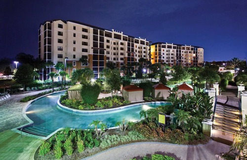 Orange Lake House | Near Walt Disney World Theme Parks! Fully Equipped Kitchen, Outdoor Pool!