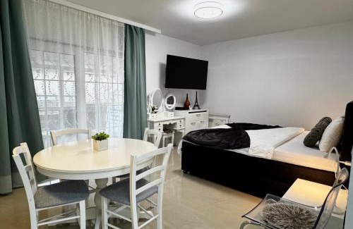 Timisoara Apartment | Nearby Lake Romantic Retreat