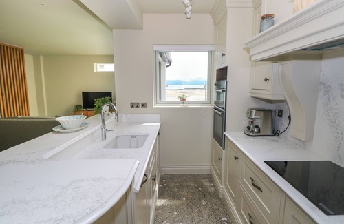 Mulranny Cottage | NED’S COTTAGE, country holiday cottage in Mulranny, County Mayo