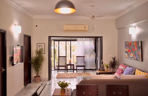 Taltala Bed & Breakfast | Neelam Homestay B&B - Blueberry Room