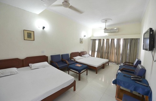 Thanesar Hotel | Neelkhanthi tourist resort