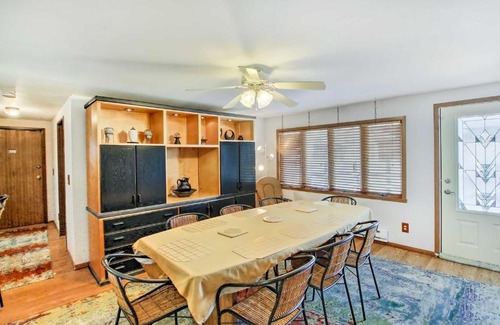 Neenah House | Neenah Home with Deck Near Lake Winnebago