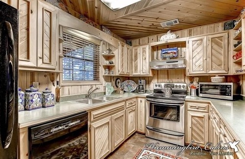 Alto Cabin | Nell's Getaway: 'Vacation in this Picturesque Cabin in the Woods!'