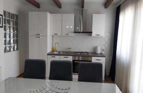Vukovar Apartment | Nelly