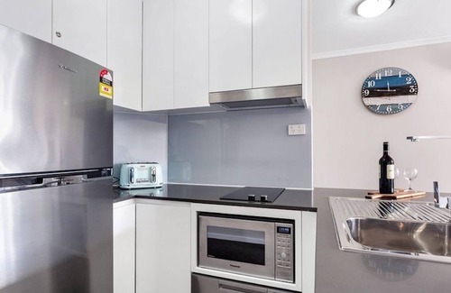 Nelson Bay Apartment | Nelson bay holiday