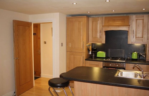 Largs Apartment | Nelson Seaside Apartment