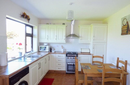 Bofeenaun House | NEPHIN VIEW, pet friendly, with a garden in Ballina, County Mayo