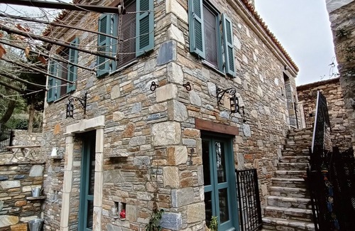 Soke House | Nergis Room. Puli Stone Houses.
