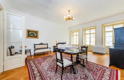 Hradcany Apartment | Nerudova Lesser Town Apartments