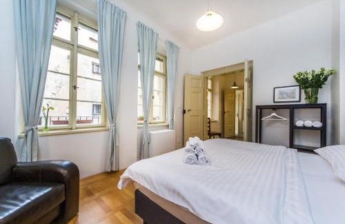 Hradcany Apartment | Nerudova Lesser Town Apartments