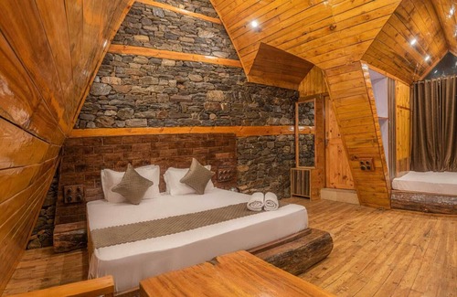 Kumharsain Bed & Breakfast | Nesta Narkanda Cottage