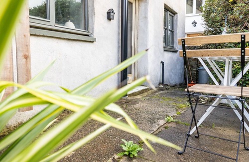 Moylegrove Cottage | Nestled in the heart of the picturesque village of Moylegrove at the northern edge of Pembrokeshire