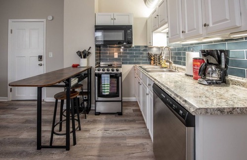 Smithville Apartment | Nestled in the heart of downtown Smithville, MO
