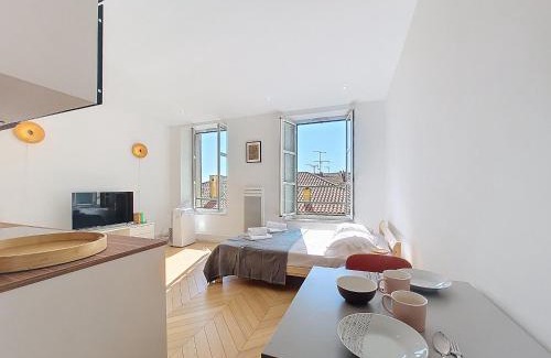 Quartier du Port Apartment | Nestor&Jeeves - STUDIO DU PORT - Central