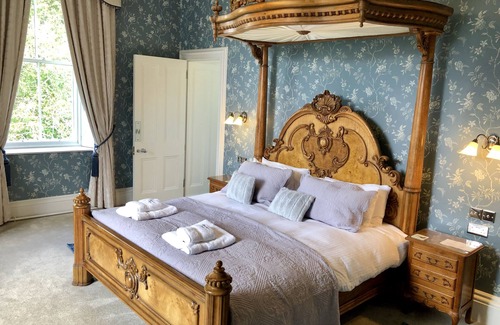 Turriff Bed & Breakfast | Netherdale House and Coach House