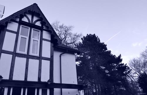 Holton Le Clay Bed & Breakfast | Nettleton Country House
