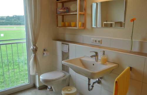 Leutershausen Apartment | Neu gebautes, gemütliches 80 qm Ferienhaus, gut geeignet für Familien,voll ausgestattete Küchenzeile