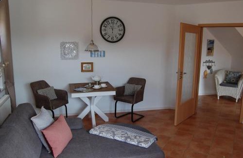 Krummhoern Apartment | !NEU! Stilvolle Ferienwohnung Viola