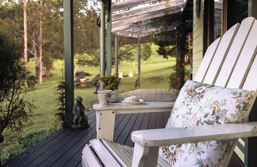 Millfield Cottage | Neudorf Country Retreat Cottage - Go where your dog is welcome