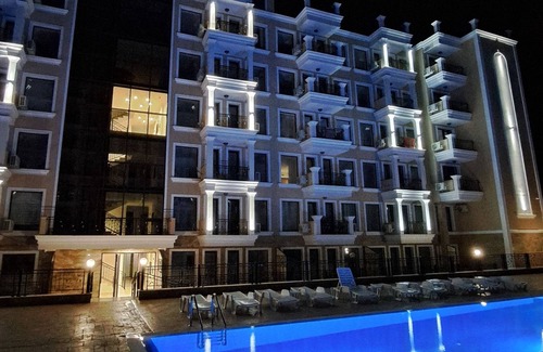 Yurta Apartment | Neueröffnung 2023! Luxuriöse 2-zimmer Wohnung 100 Meter vom Strand Entfernt