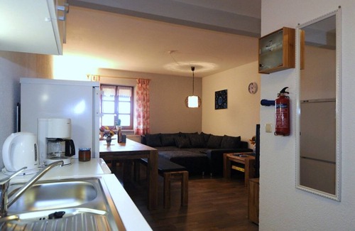 Traitsching Apartment | Neurenovierte FeWo (70qm) mit Terrasse und 2 Schlafzimmern